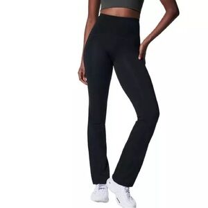 SPANX Women's Classic Black Flare Pants